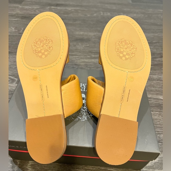 VINCE CAMUTO PALENNIE SLIDE - Picture 5 of 6